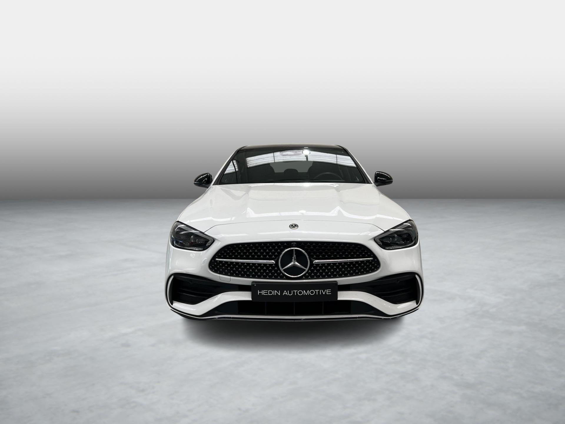 Mercedes-Benz C-Klasse 180 Berline AMG Line | Panoramisch Da, Auto's, Automaat, Zwart, 4 cilinders, Wit