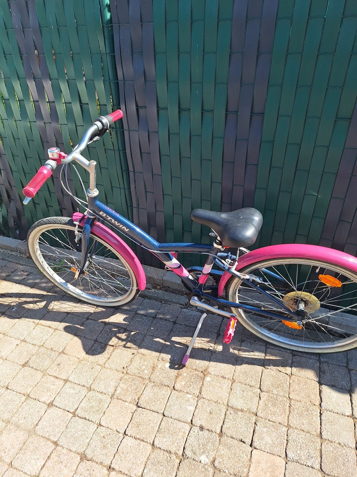 B ‘twin fiets, Fietsen en Brommers, Ophalen, Zo goed als nieuw