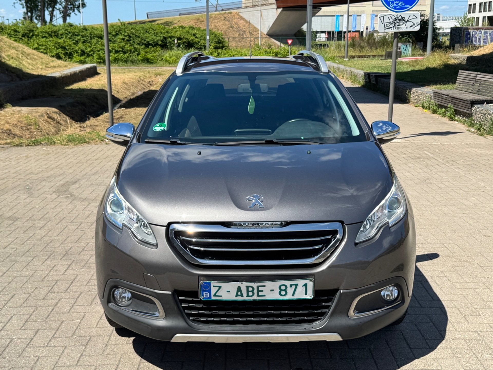 Peugeot 2008 | Benzine | Euro 6b, Autos, Argent ou Gris, Achat, Euro 6, Entreprise