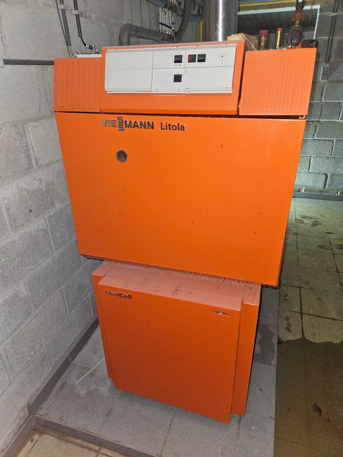 Gasketel Viessman Horicell, Ophalen