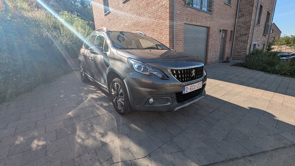 Peugeot 2008 (2016) Allure 1.2 96kw, Autos, Peugeot, Argent ou Gris, Achat, Boîte manuelle, 5 portes