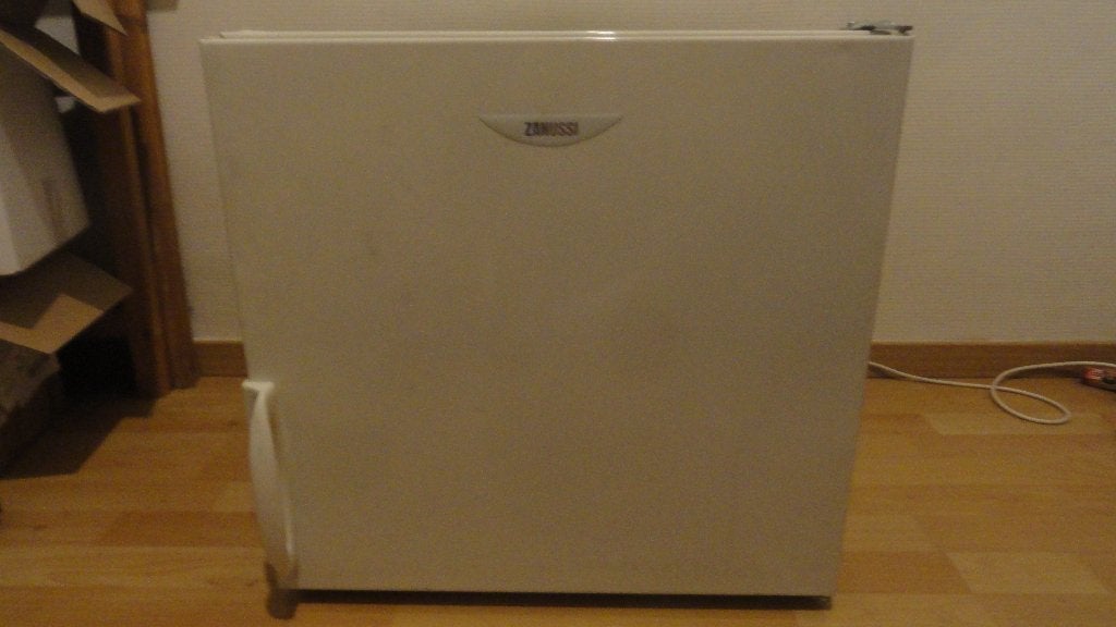 Mini-frigo ZANUSSI 53 x 53 x 50cm, Electroménager, Enlèvement, Utilisé, Sans bac à congélation