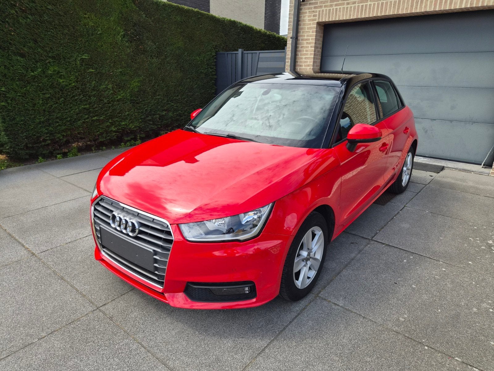 Audi A1 1.0 TFSI / NAVI / PANO DAK-TOIT / *TOP DEAL*, Autos, Audi, Rouge, Achat, A1, Euro 6