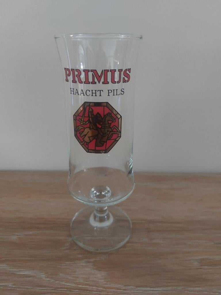 Vintage bierglazen Primus Haacht op voet, Verzamelen, Ophalen