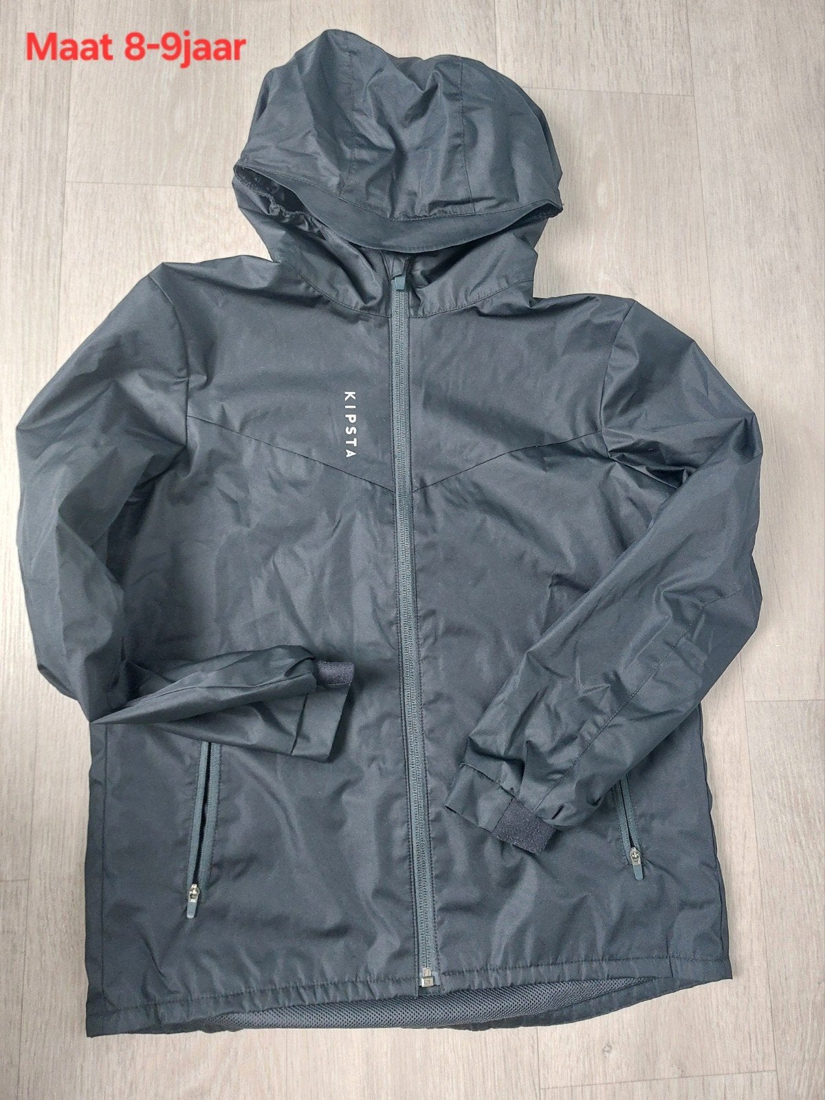 Decathlon regenjas zwart maat 8/9 jaar, Neuf, Garçon, Enlèvement ou Envoi, DECATHLON.