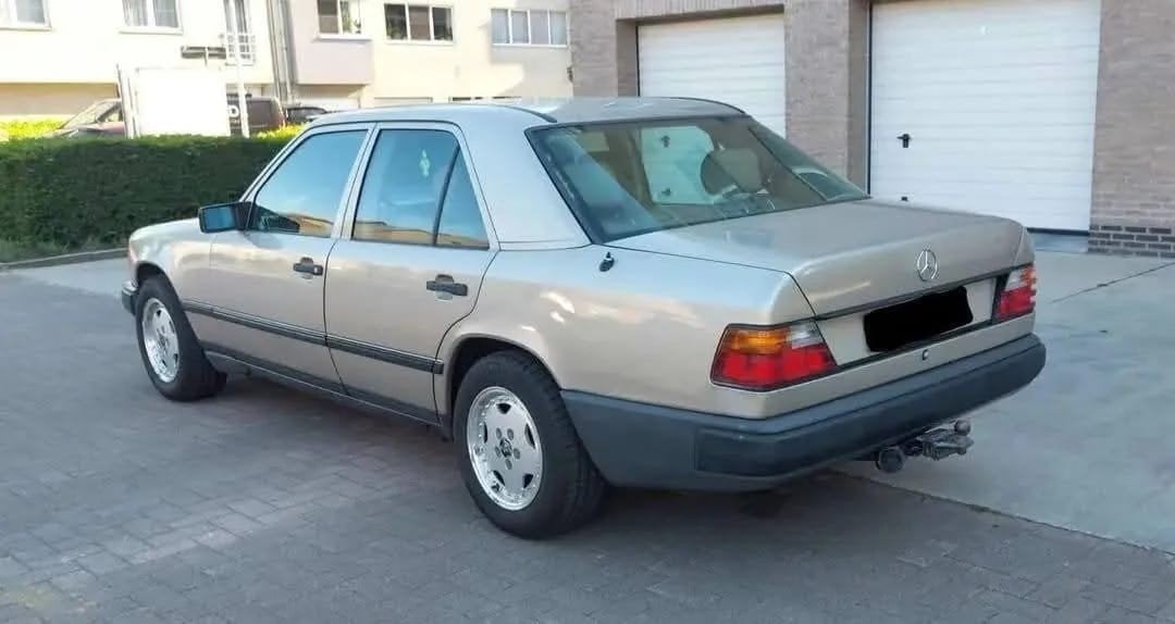 mercedes w124 2.3 benzine automaat, foto 3