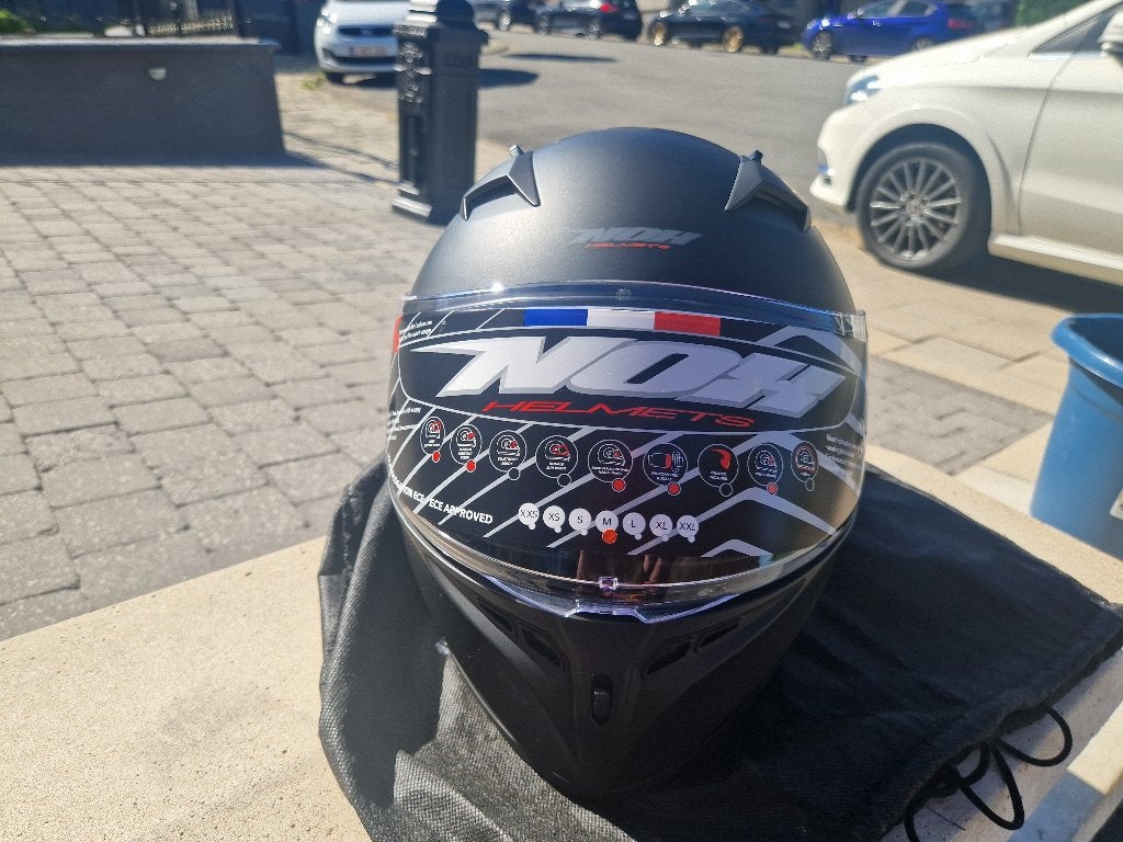 2 x Neuf Casque Moto Helmets Nox taille M ou XL, Motos, Vêtements | Casques de moto, Autres marques, M, Casque intégral, Enlèvement