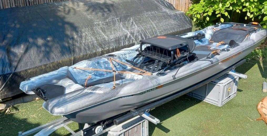 Viskajak catch model 110, Watersport en Boten, Kano's, Ophalen, Kajak