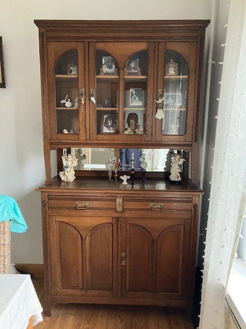 Antieken buffet / vitrine kast, Enlèvement