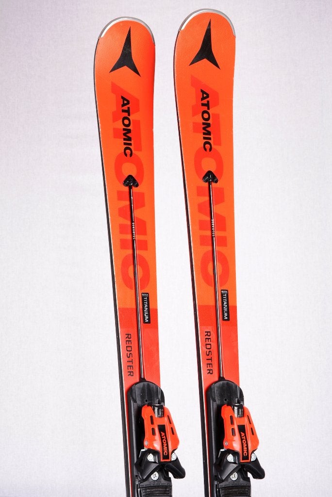 SKIS 153 ; 165 cm ATOMIC REDSTER S9 SERVOTEC, noyau en bois, Carving, Skis, 140 à 160 cm, Utilisé