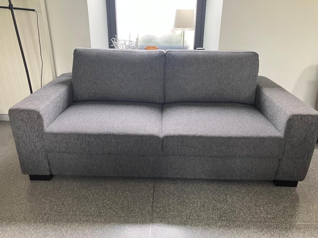 Canapé en tissu très bon état (neuf) prix demandé 250€, Maison & Meubles, Canapés | Salons, Neuf, Deux personnes, 150 à 200 cm