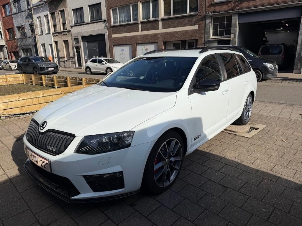 Skoda Octavia SW RS 2.0 TFSI RS230, Voorwielaandrijving, Stof, Euro 6, 4 cilinders
