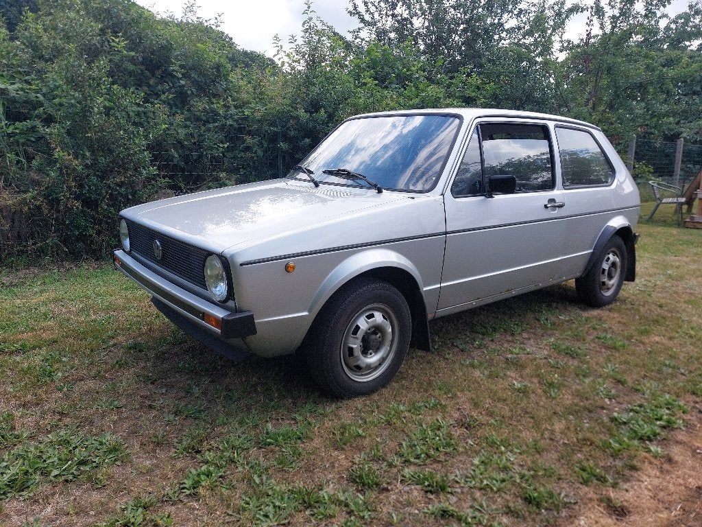 VW Golf MK1 1978, Autos, Volkswagen, Particulier, Golf, Attache-remorque, Essence, Hatchback, 2 portes, Boîte manuelle, Argent ou Gris