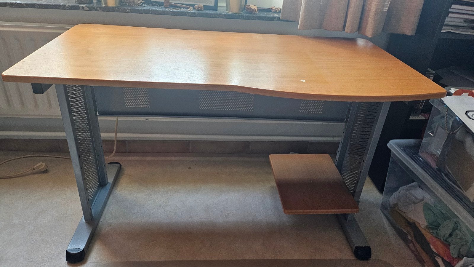 Bureau 120x60, Huis en Inrichting, Bureaus, Ophalen