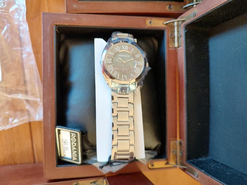 Montre Rodania femme, Enlèvement, Neuf, Montre-bracelet