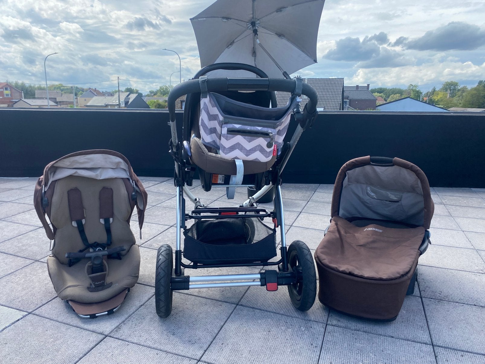 Complete Maxi-Cosi 3-in1Kinderwagen Bruin-Extra Accessoires, Gebruikt, Luchtbanden, Ophalen of Verzenden, Combiwagen