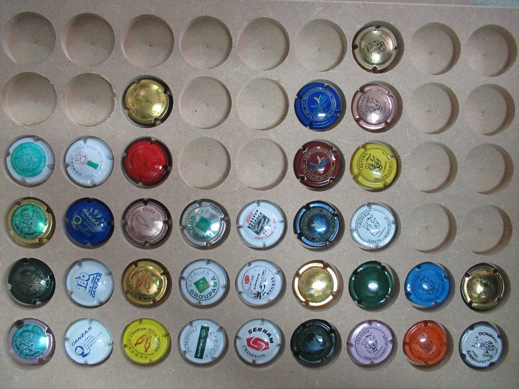 champagnecapsules commomeratieven 34 stuks, Verzamelen, Verzenden