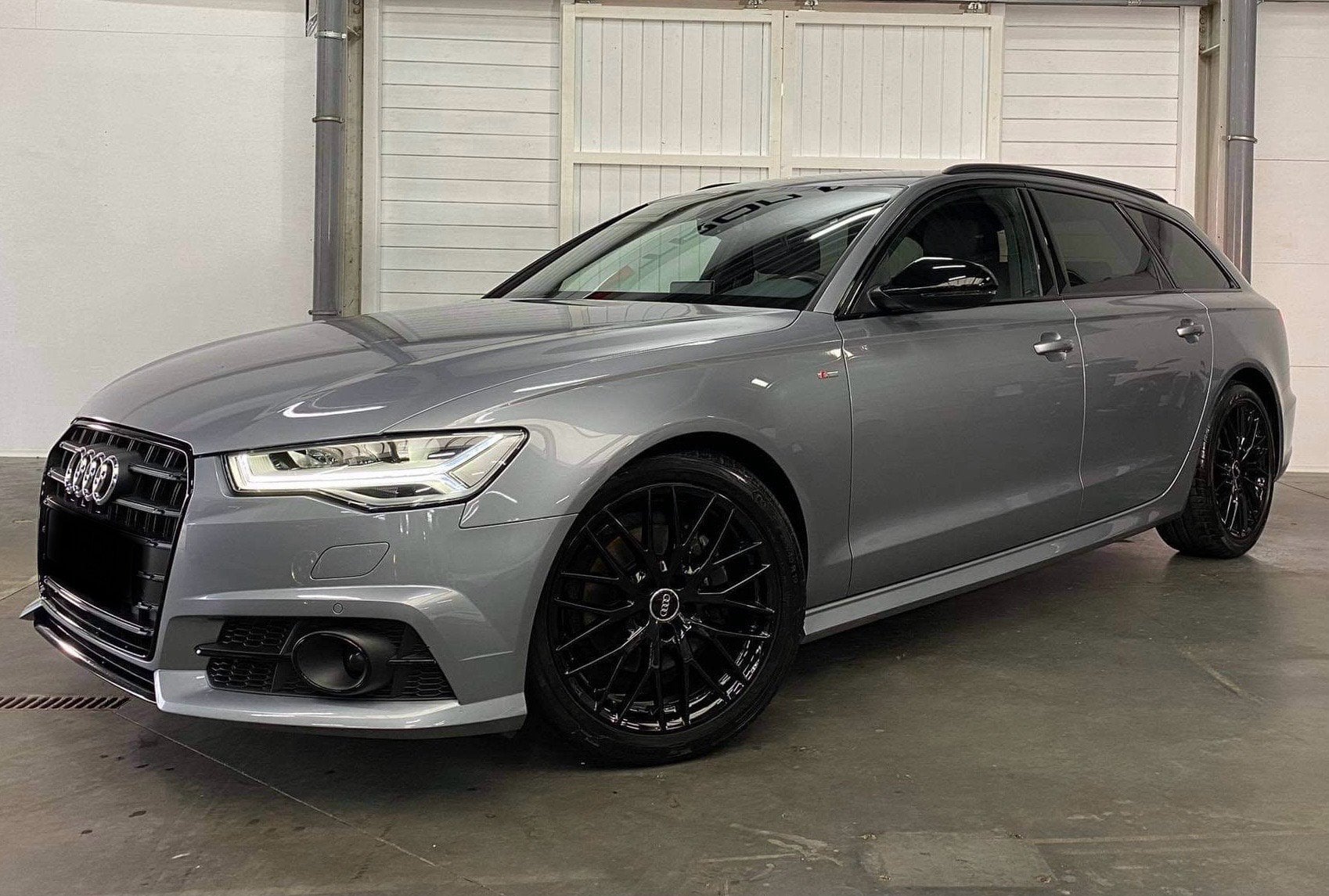 Audi A6 Avant 2.0 TDI S tronic Black edtion S line, Autos, Argent ou Gris, Euro 6, Noir, 5 portes