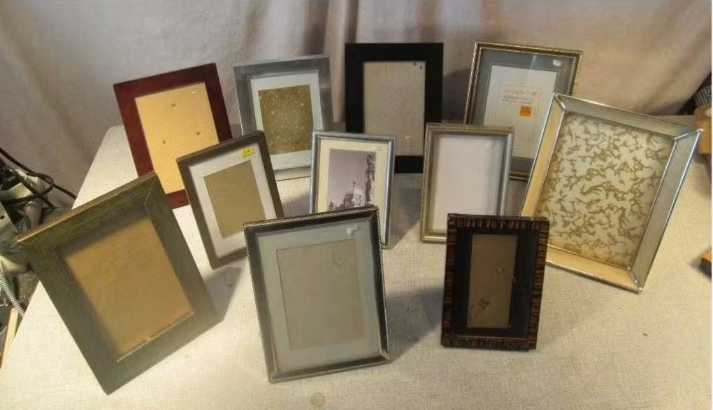 11 Retro Fotolijsten van allerlei soorten met staander, Ophalen of Verzenden, Zo goed als nieuw, Portrait en Landscape, Wissellijst