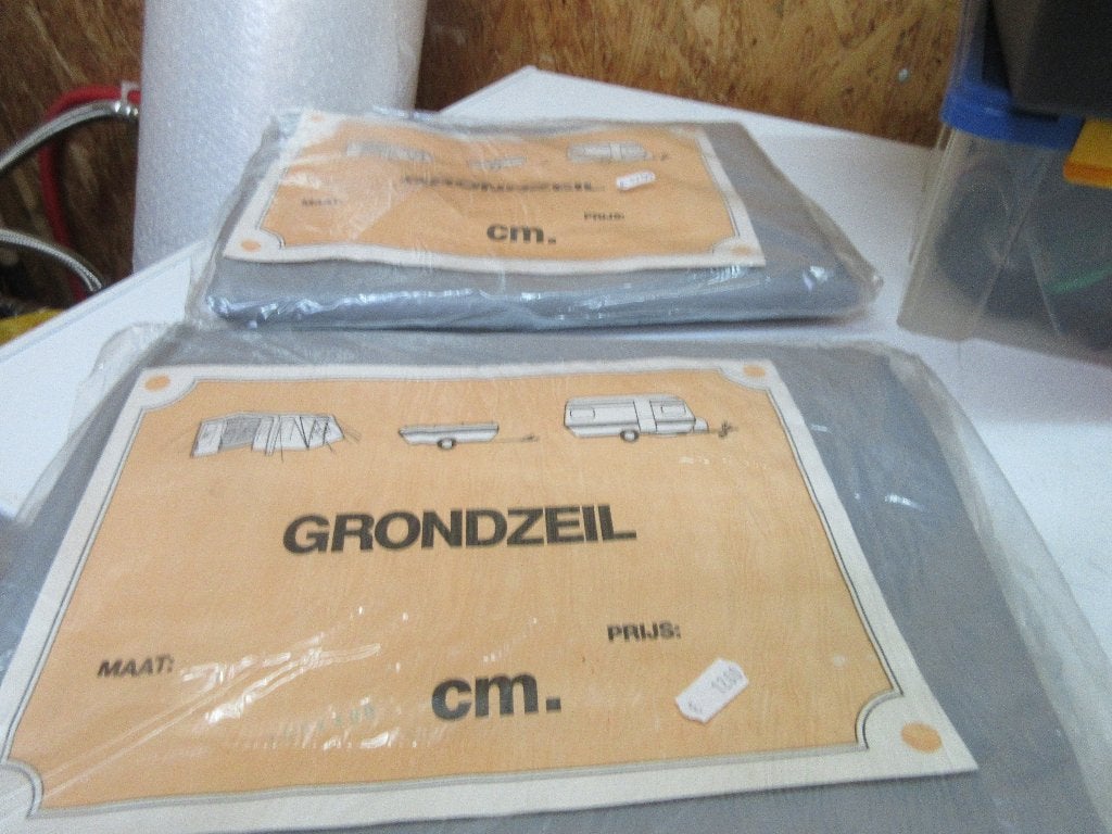 2 nieuwe grondzeilen 400x200cm, Caravans en Kamperen, Ophalen
