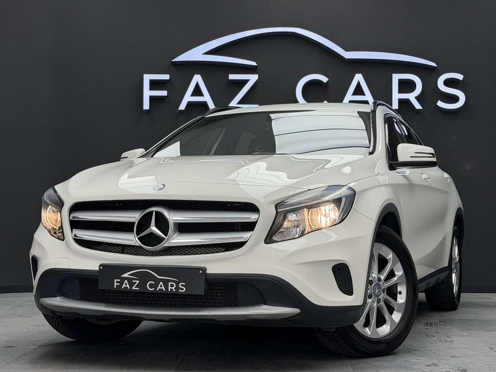 Mercedes-Benz GLA 180 * 1ER PROP + CAMERA + REGU + GARANTIE, 122 pk, Gebruikt, 4 cilinders, Wit