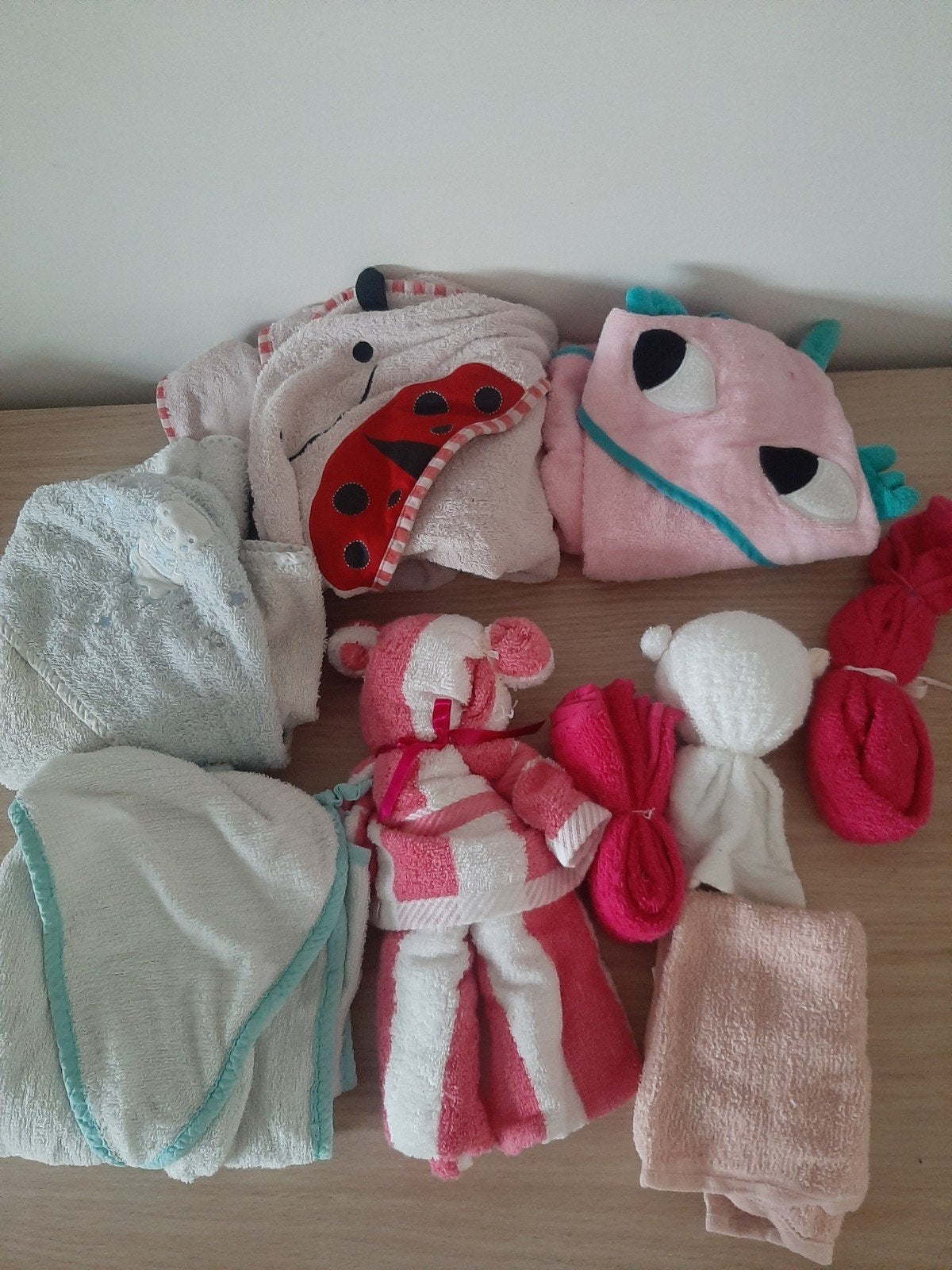 baby / peuter badcape + handdoekjes, Enfants & Bébés, Enlèvement ou Envoi, Utilisé, Baignoire, Autres marques
