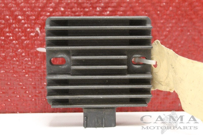 SPANNINGSREGELAAR Kawasaki Z 750 2007-2012 (Z750 ZR750L-M), Motoren, Kawasaki Motors Europe N.V., Gebruikt, Info@kawasaki.eu, Jacobus Spijkerdreef 1-3
2132 PZ  Hoofddorp, JP