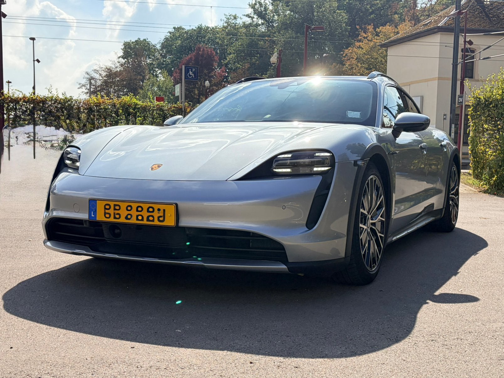 Porsche Taycan 4 Cross Turismo, Autos, Ordinateur de bord, Argent ou Gris, Achat, Euro 6