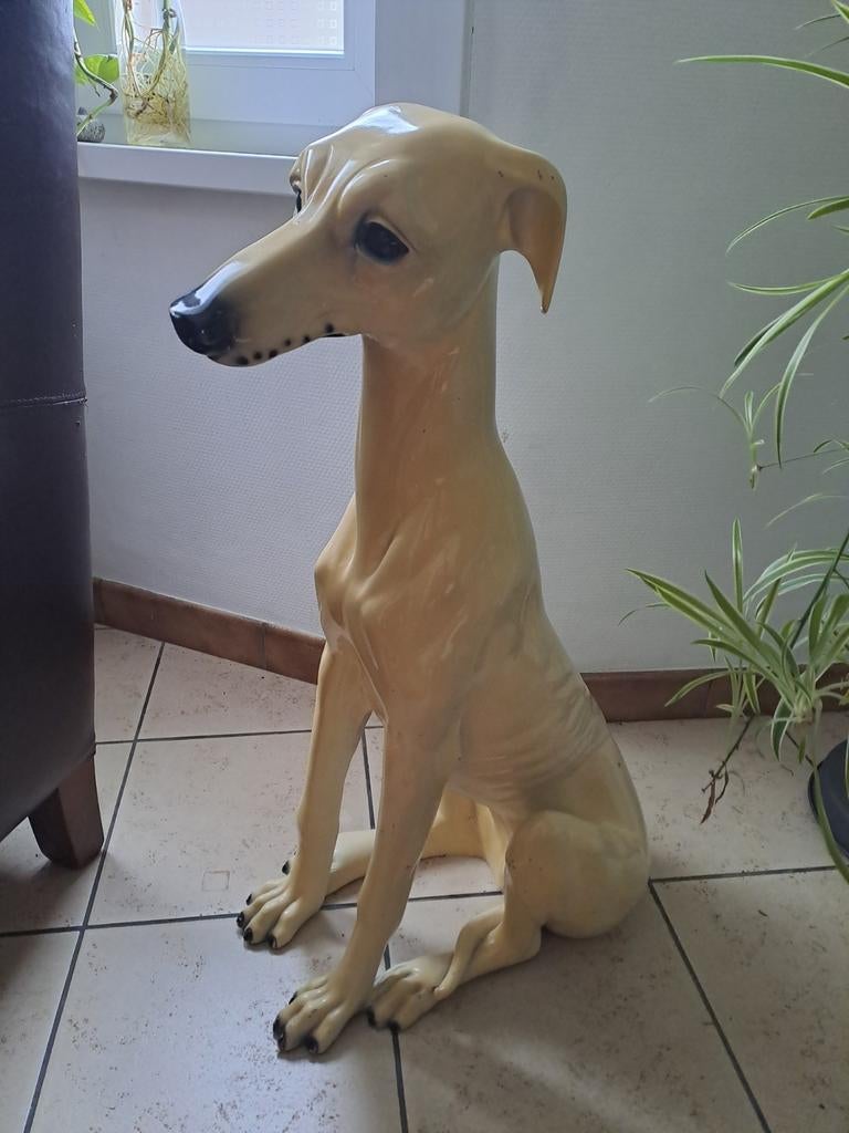 Vintage beeld van hond, Ophalen