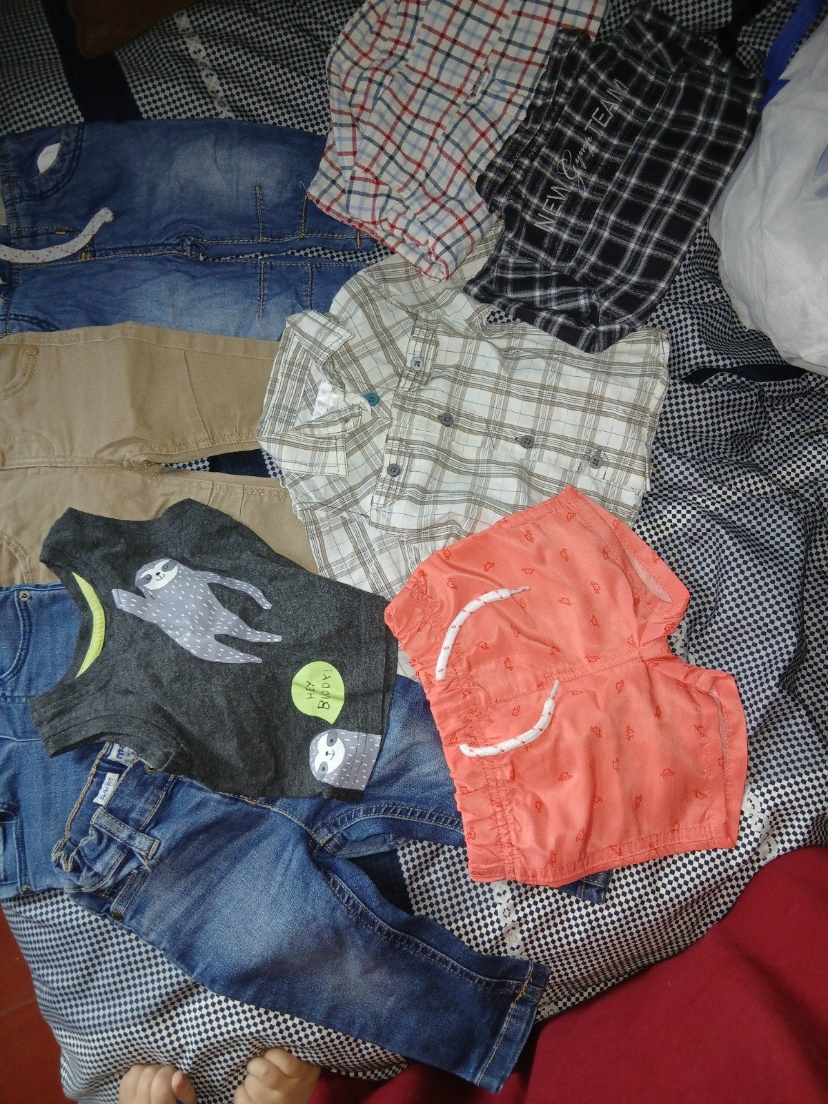 Ik heb babykleertjes voor baby's van één tot negen maanden., Kinderen en Baby's, Ophalen of Verzenden, One size