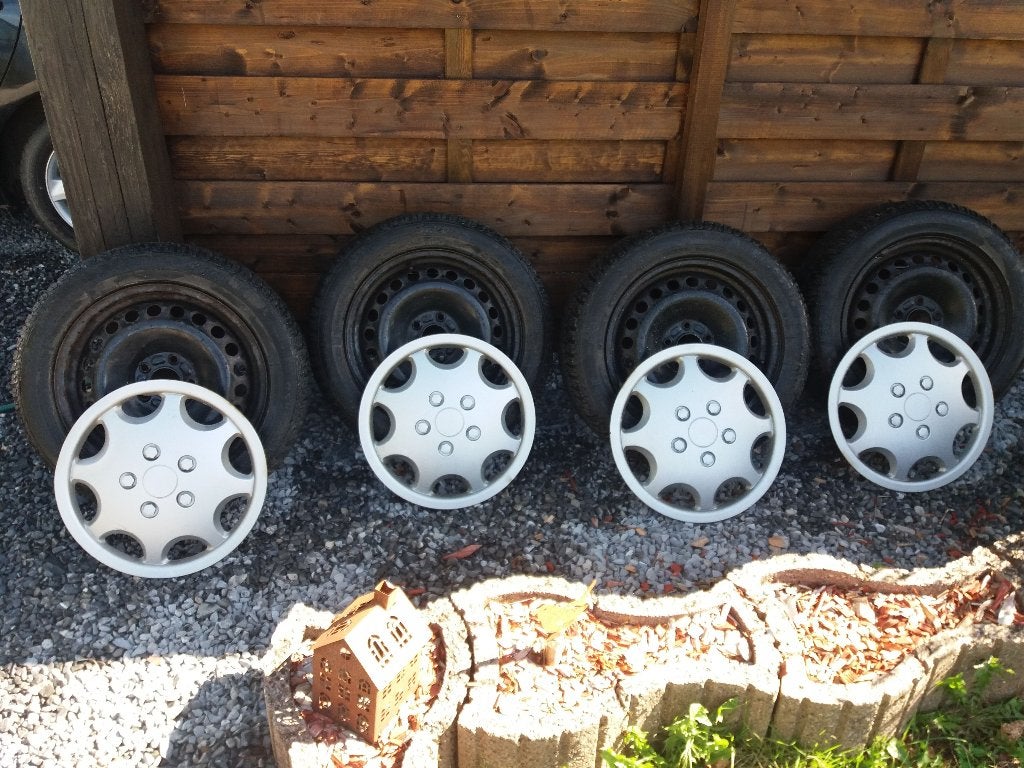4 jantes 5x108 avec pneus hiver en 205/55 R16., Autos : Pièces & Accessoires, Pneus hiver, 16 pouces, Véhicule de tourisme, 205 mm