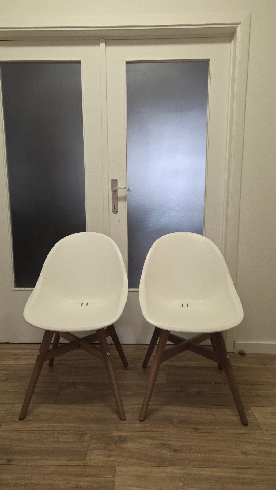 Fanbyn IKEA eetkamerstoelen, Twee, Wit, Zo goed als nieuw, Modern