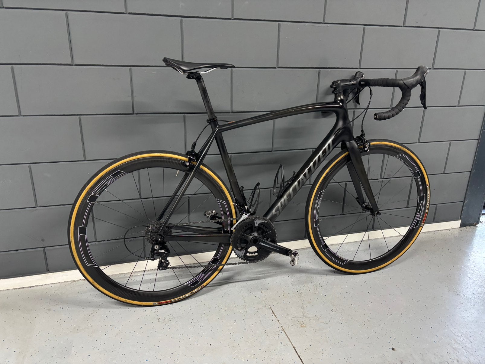 Specialized carbon racefiets 58cm -Shimano 105-Carbon wielen, Ophalen
