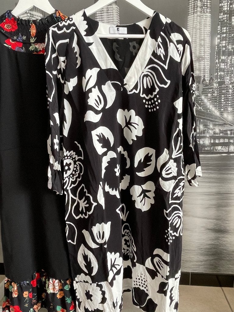 prachtige jurk van het merk Anna Aura - 46-48 - GRATIS jurk, Taille 46/48 (XL) ou plus grande, Comme neuf, Anna Aura, Sous le genou