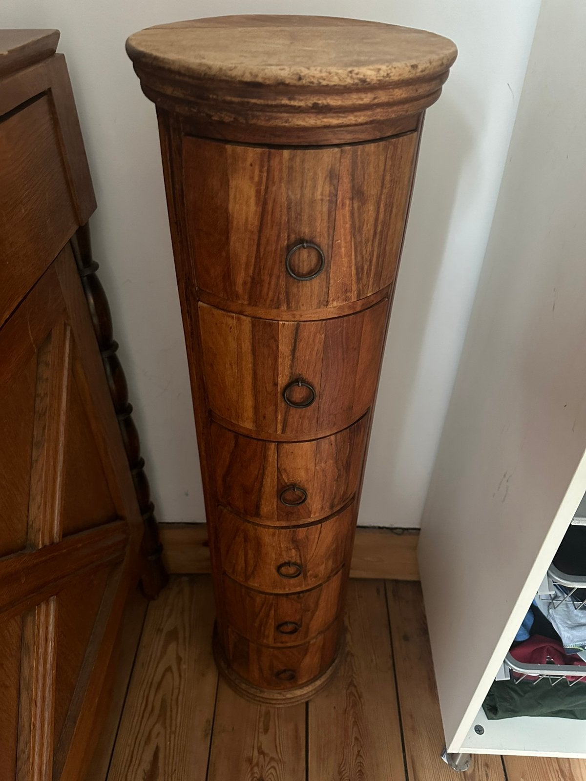 Ancien Meuble rond vintage, Maison & Meubles, Enlèvement, Utilisé