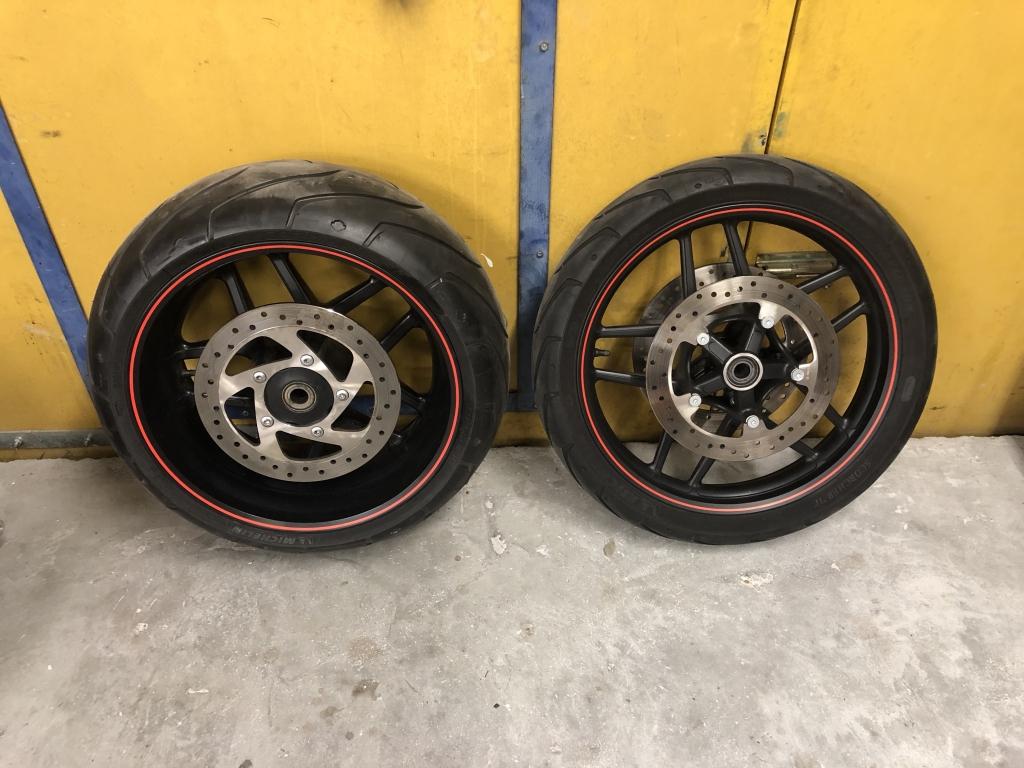 setje Night Rod V-Rod velgen / wielen, Motoren, Ophalen, Gebruikt, Harley, ?