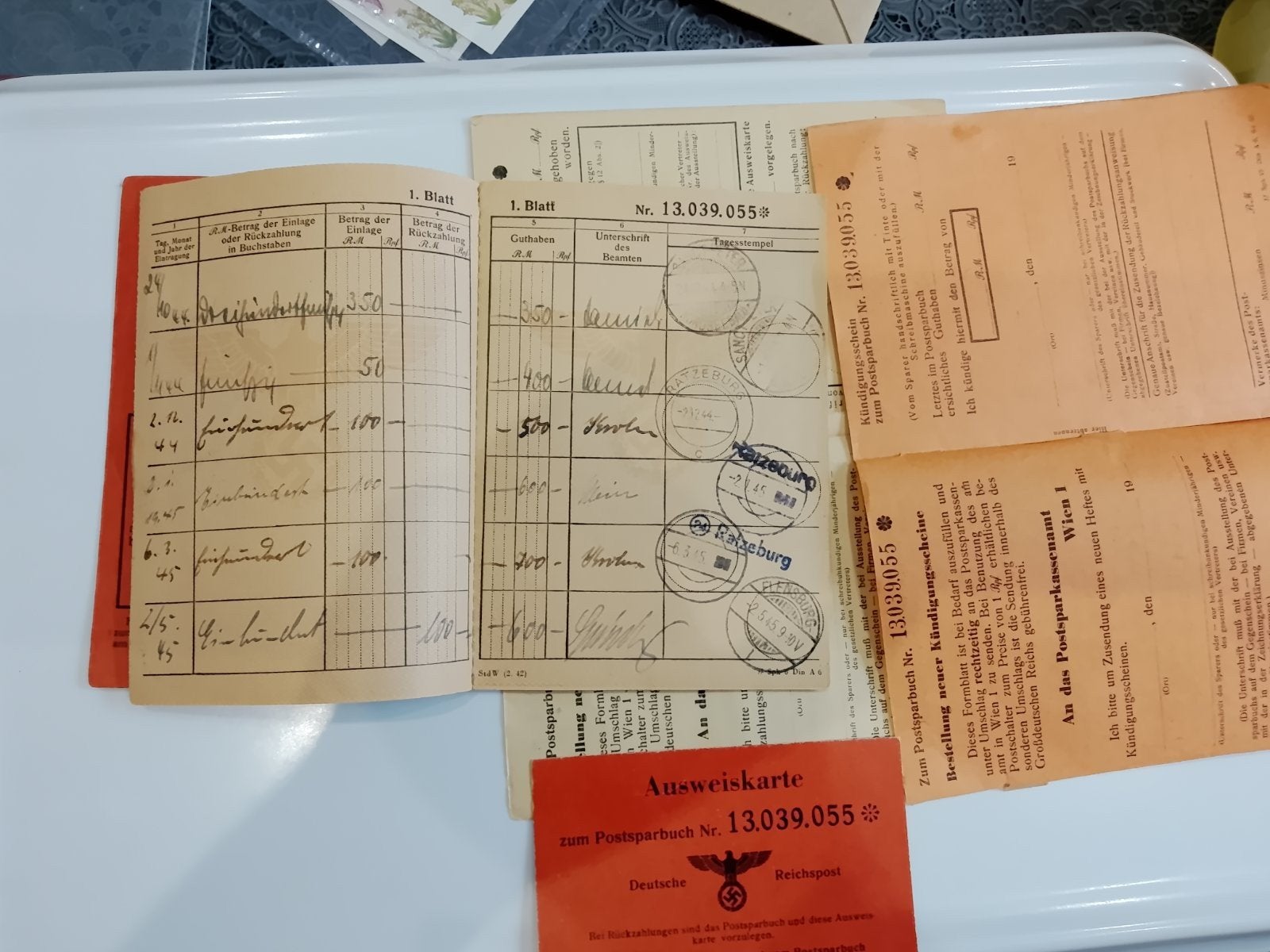 een verzameling oude originele documenten uit de Tweede Were, Verzamelen, Ophalen of Verzenden