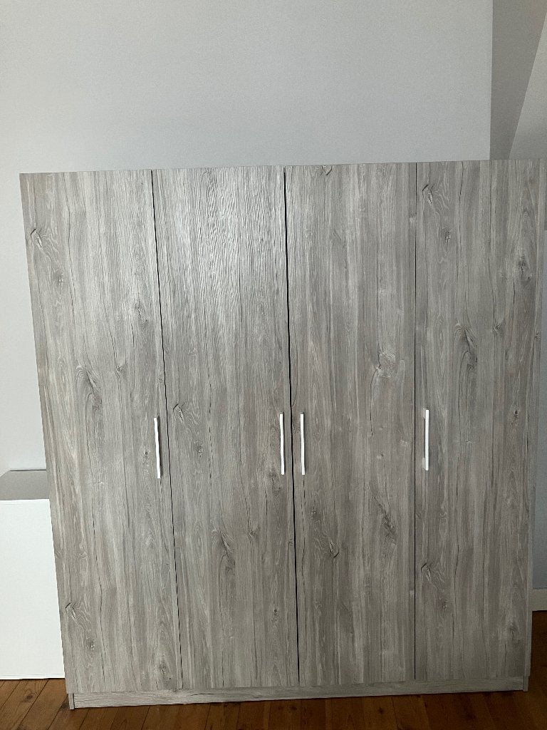 Kledingkast, Ophalen, Met deur(en), 150 tot 200 cm, Nieuw
