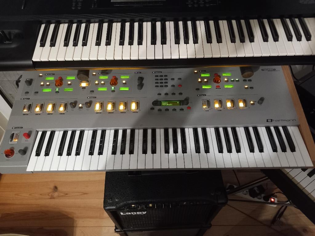 Hartmann Neuron time capsule!, Muziek en Instrumenten, Synthesizers, Zo goed als nieuw, 61 toetsen, Overige merken, Met midi-aansluiting