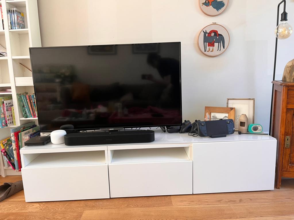 IKEA BESTÅ TV-meubel 180 cm glanzend wit — push-to-open, Ophalen, Zo goed als nieuw