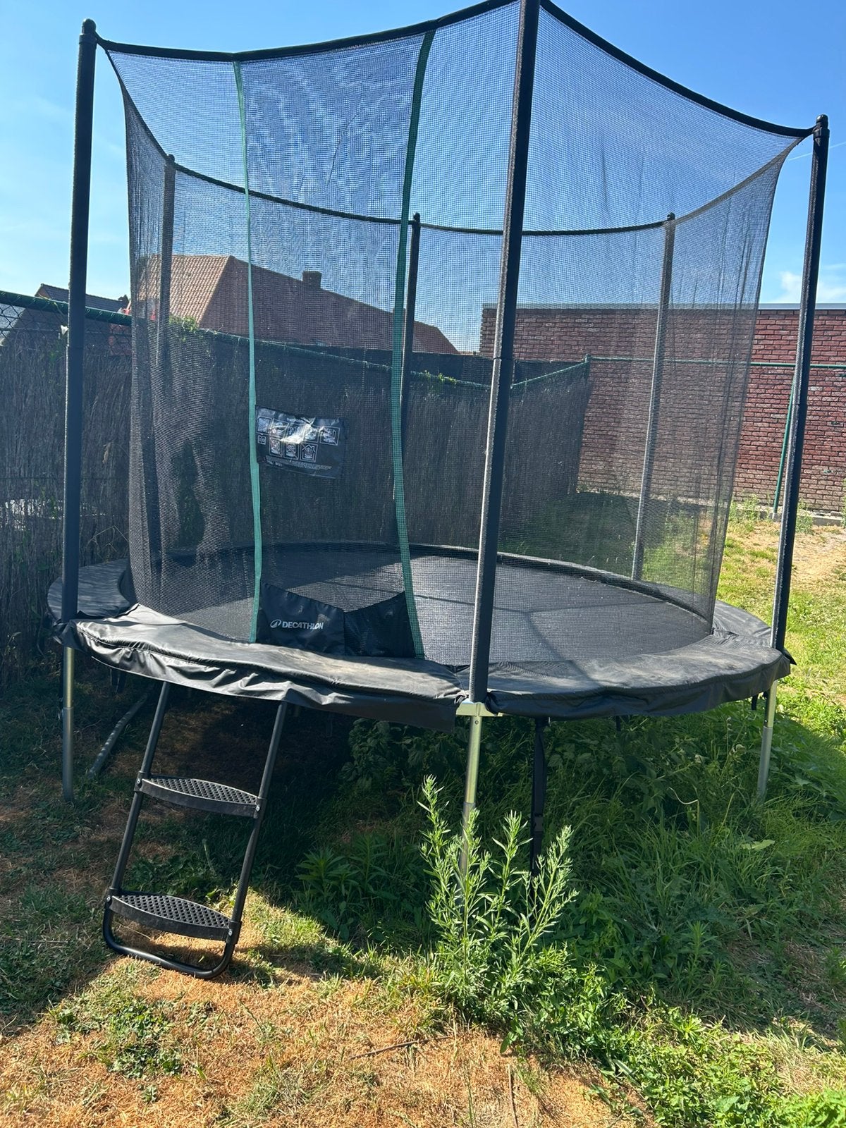 Trampoline, Ophalen, Zo goed als nieuw