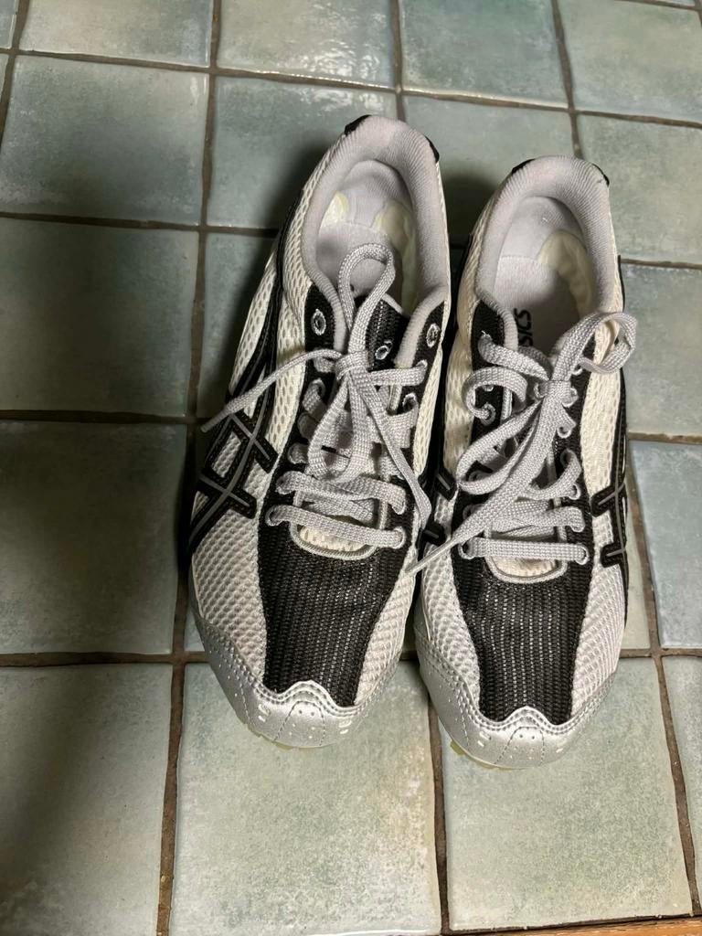 Spikes, Enlèvement ou Envoi, Spikes, Asics