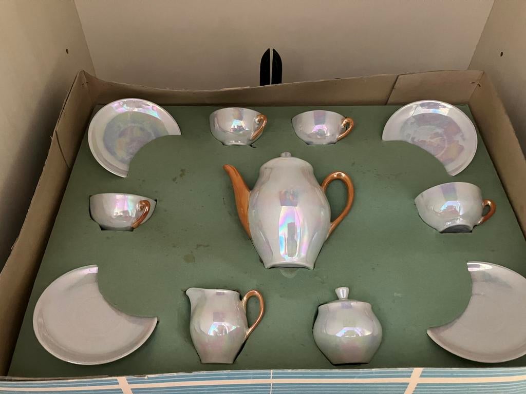 Oud kinder servies speelgoed in porcelein, Ophalen, Zo goed als nieuw