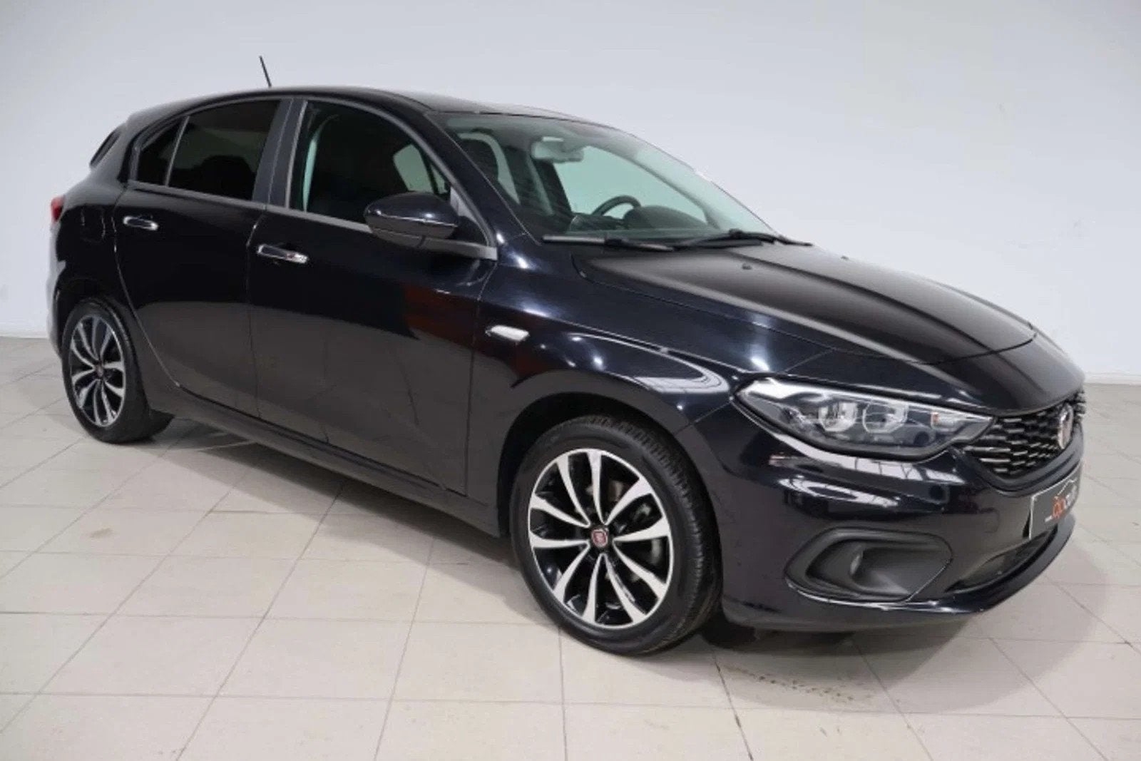Fiat Tipo Tipo 1.4 Turbo Lounge Bus. S (bj 2020), Auto's, Stof, Gebruikt, 4 cilinders, Bedrijf