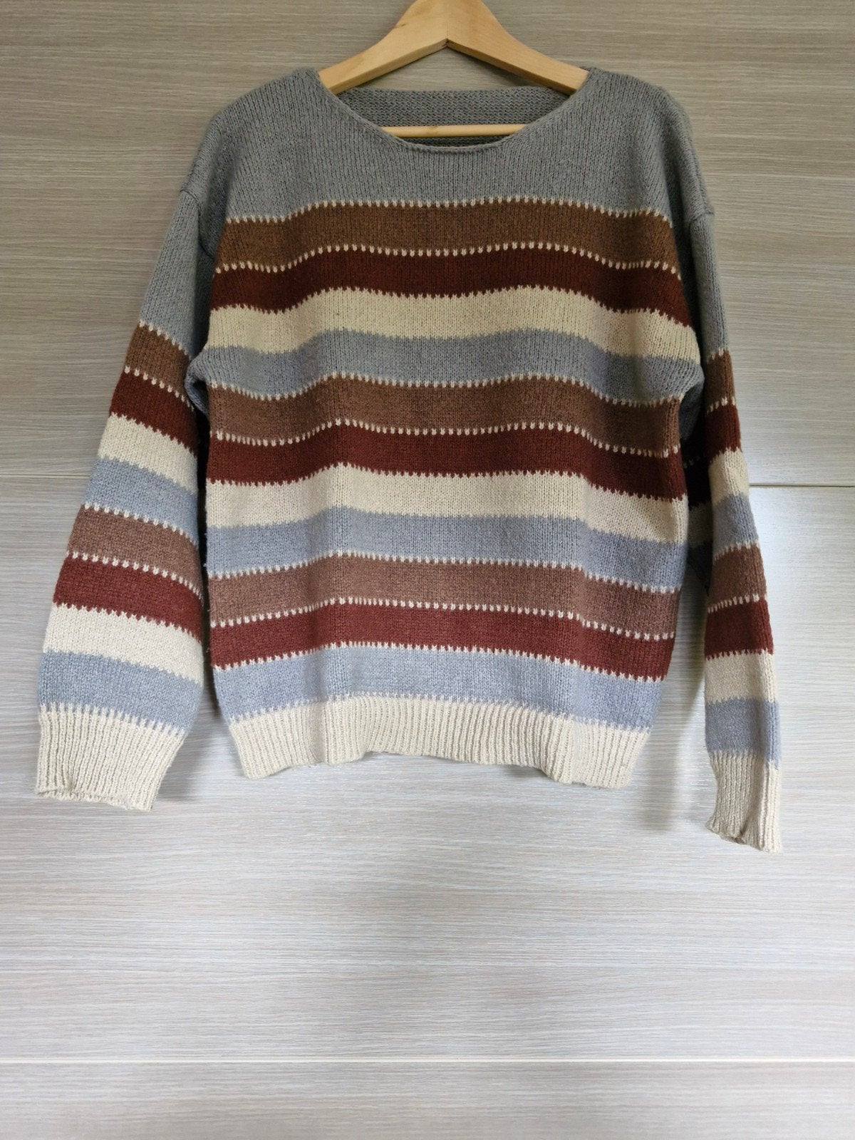 Gebreide trui,gestreept,maat L, Beige, Maat 42/44 (L), Ophalen of Verzenden, Gedragen