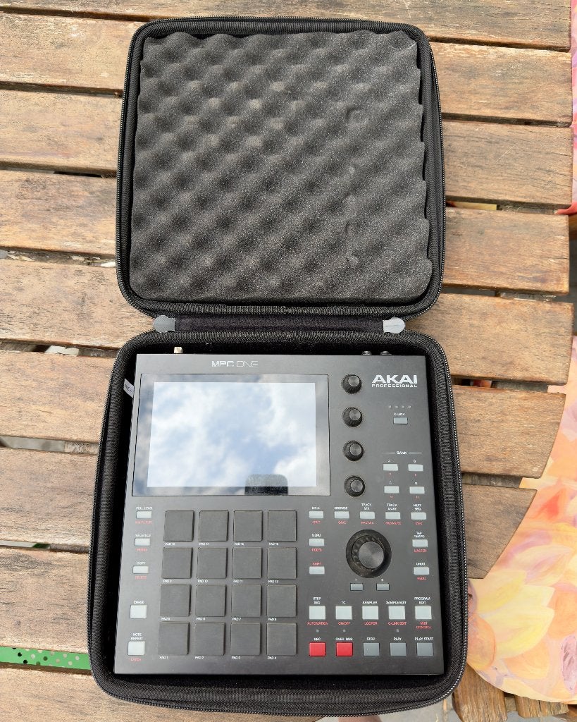Akai MPC one + Magma Case, Muziek en Instrumenten, Samplers, Ophalen of Verzenden, Gebruikt