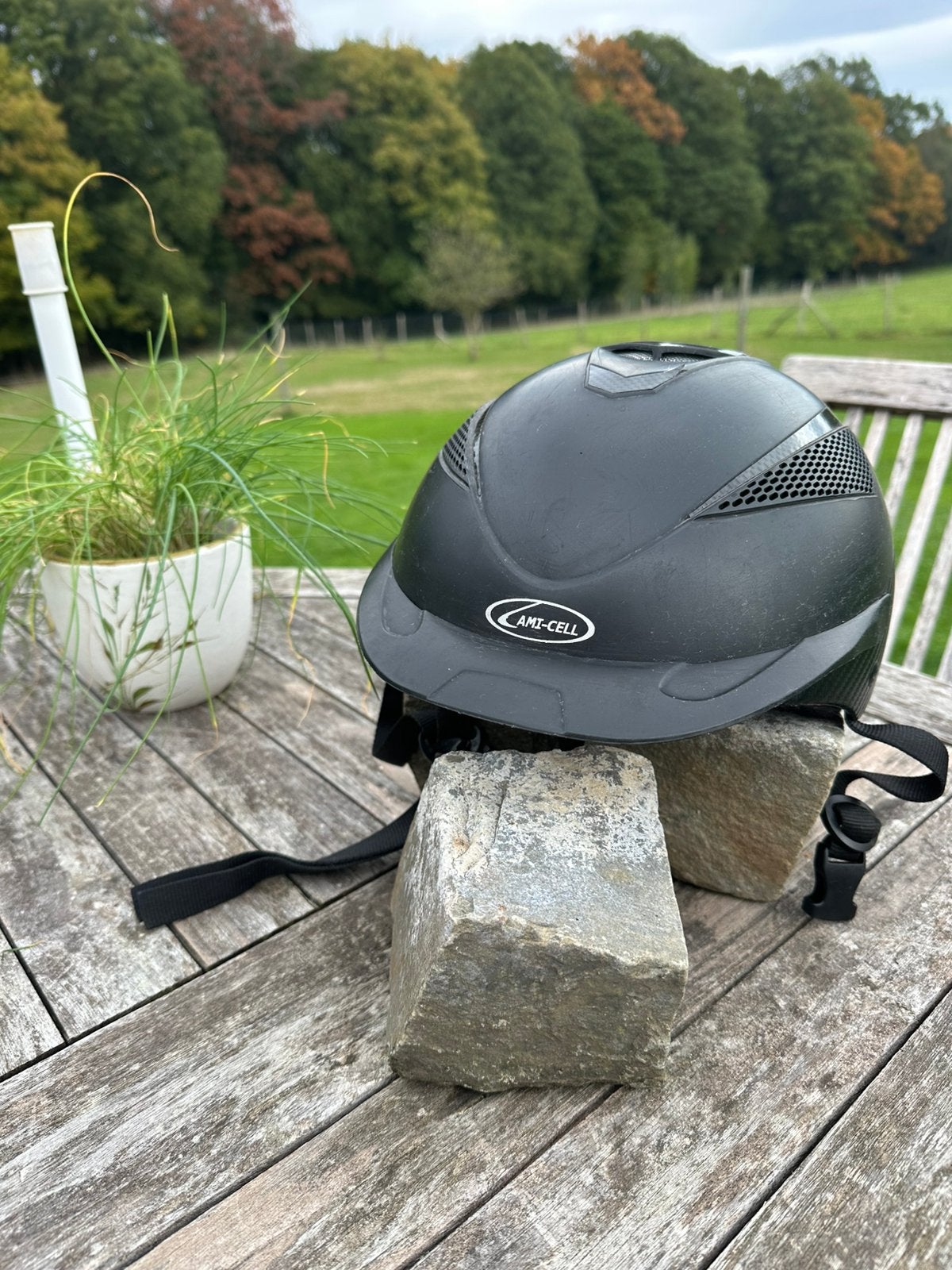 Lami-cell zwarte helm, Dieren en Toebehoren, Ophalen, Zo goed als nieuw, Zwart, S