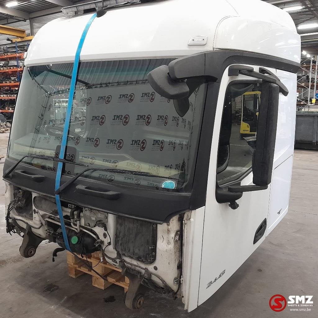 Occ cabine RHD Mercedes, Utilisé, Mercedes-Benz, Autres pièces automobiles