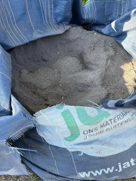 Gratis Kalksteenslag 0/4 overschot, Tuin en Terras, Grind, Keien en Split, Ophalen, Zwart, Nieuw, Grind