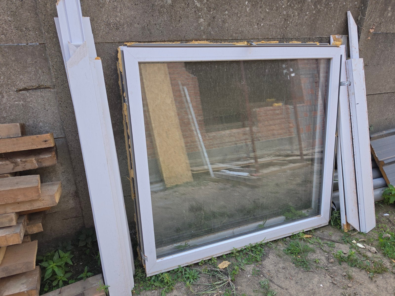 2 fenêtres de 1m34x1m46 blanches, Bricolage & Construction, Châssis de fenêtre, 75 à 150 cm, 75 à 150 cm, Synthétique